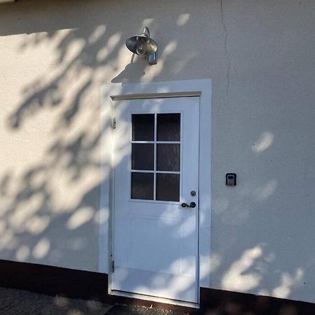 Fin Laegenhet Mitt Pa Bjaerehalvoen Apartment Bastad Exterior photo